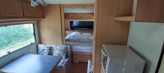 Gîte pour 2 personnes, avec vue ainsi que jardin et terrasse, animaux acceptés à Persac