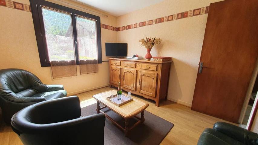 Gîte pour 5 personnes, avec jardin et vue à Saint-Martin-d'Arc - 4