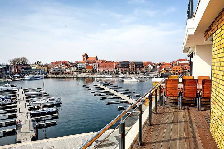 Ferienwohnung für 6 Personen, mit Balkon und Seeblick