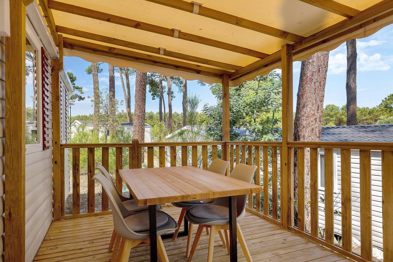 Bungalow « Les Lodges Des Pins » in Lège-Cap-Ferret, Région d'Arcachon