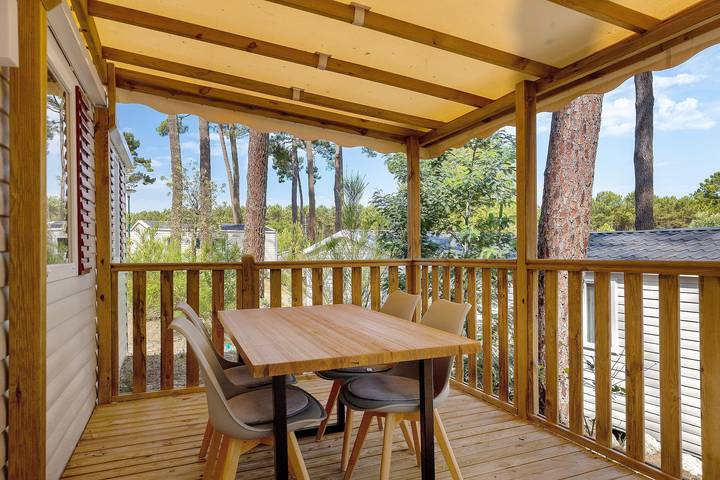 Bungalow pour 6 personnes, avec Jardin ainsi que Bassin pour enfant et Sauna à Lège-Cap-Ferret