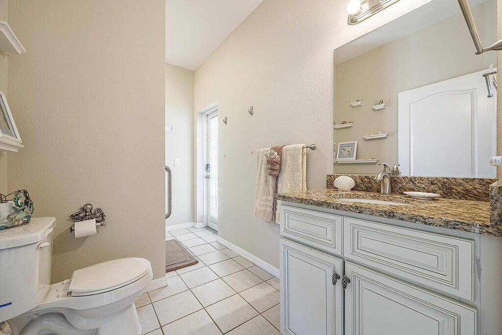 Relax along the canal, kayaks, Sunsets, Heated Pool - Villa Relax & Enjoy - Roelens Vacations in Cape Coral, Southwest Florida