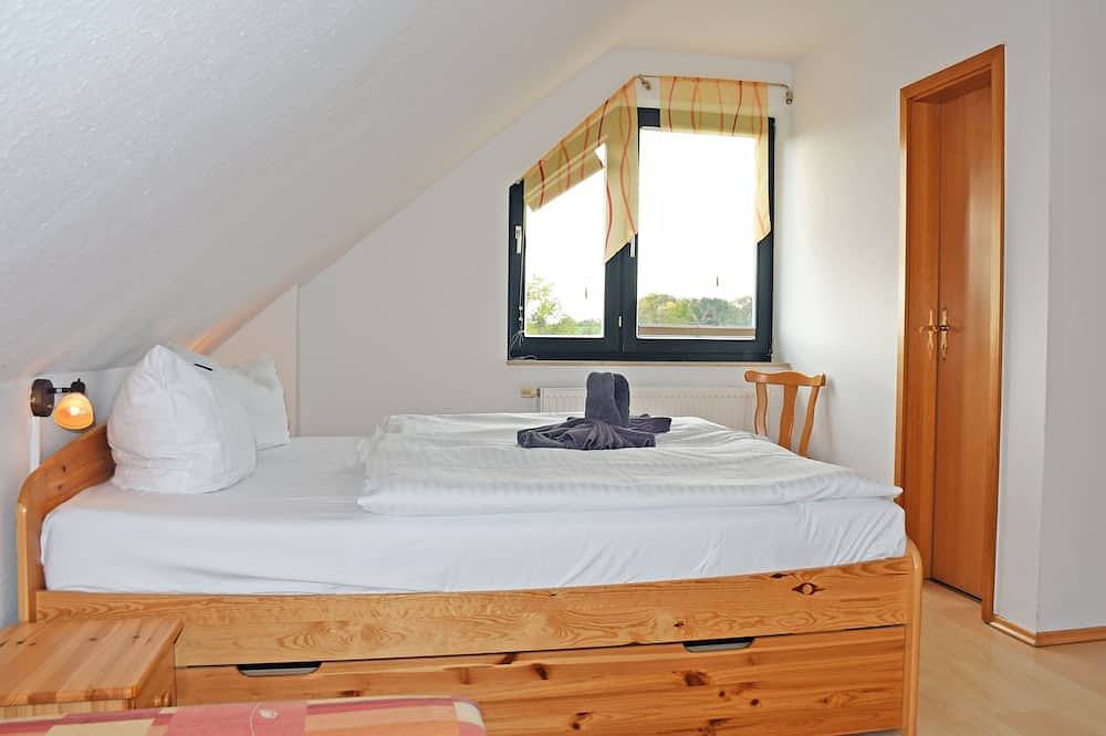 Entire apartment, 01 Holiday apartment with terrace at Granitzwald - Holiday apartments with terrace at Granitzwald in Lancken-Granitz, Ruegen