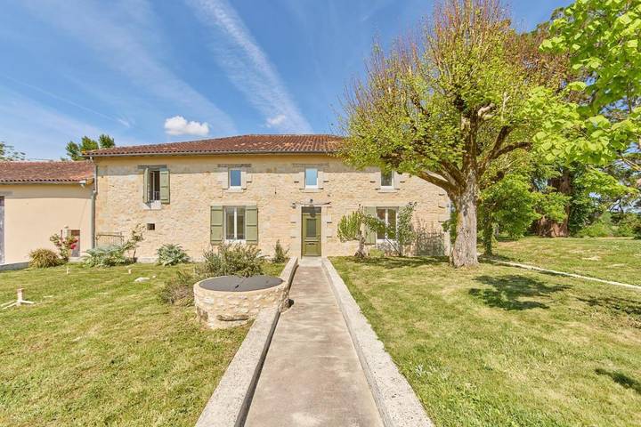 Maison de vacances pour 10 personnes, avec jardin et terrasse, animaux acceptés