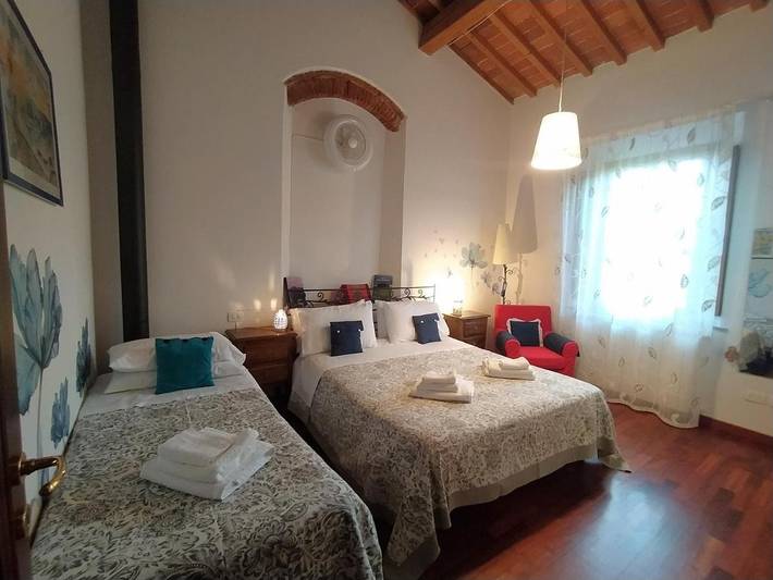 Casa vacanza per 5 persone, con Terrazza e Giardino nonché Panorama a Lastra a Signa