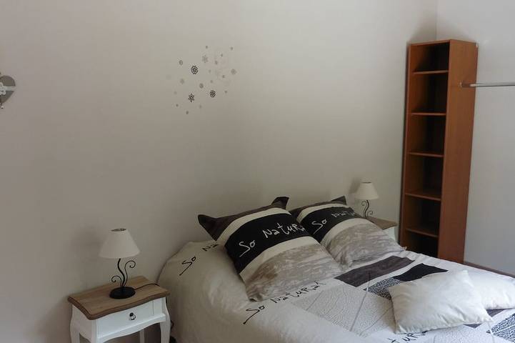 Location de vacances pour 10 personnes, avec terrasse et jardin à Mouchamps - 3