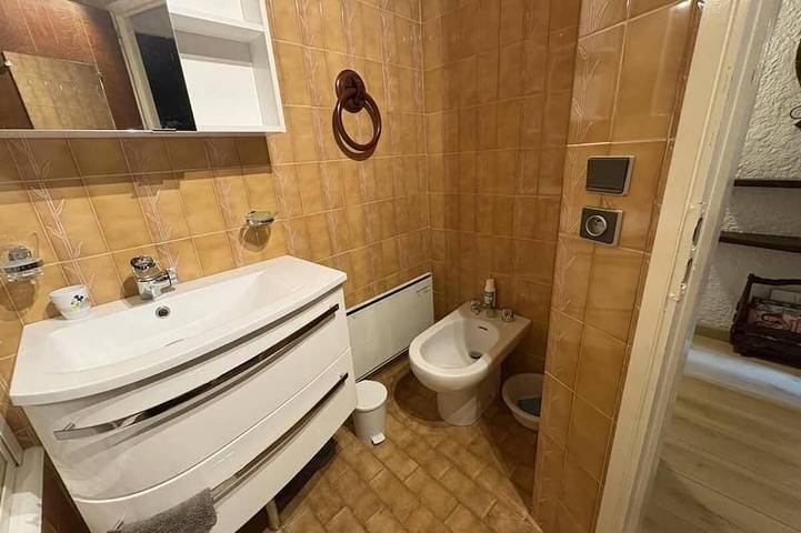Ganze Wohnung, Bis 70m skipiste, 7te Etage, balkon, schließfach für die skier, 29m², Méribel-Mottaret in Méribel-Mottaret, Les Allues