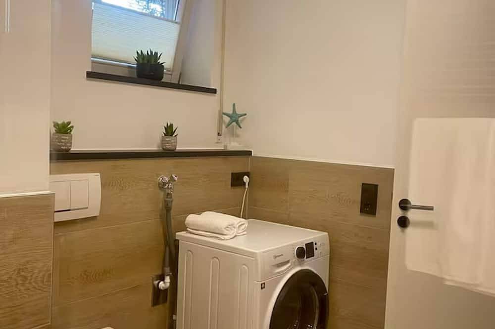 Ganze Wohnung, 2-Zimmerwohnung mit Terrasse in Starnberg, Seenähe in Starnberg, Starnberger See