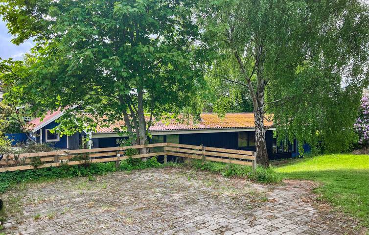 Filter.beach_travel.vacation_home für 6 Personen, mit Terrasse und Garten in Vellerup