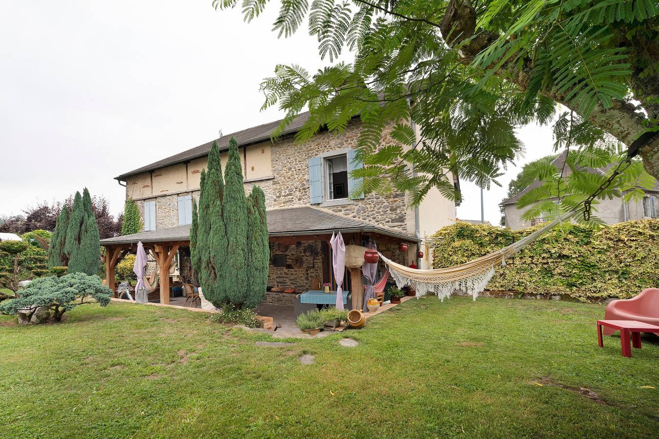 Holiday Home "Gîte La Petite Gourmande" with Shared Terrace, Communal Garden and Wi-Fi in Aramits, Béarn