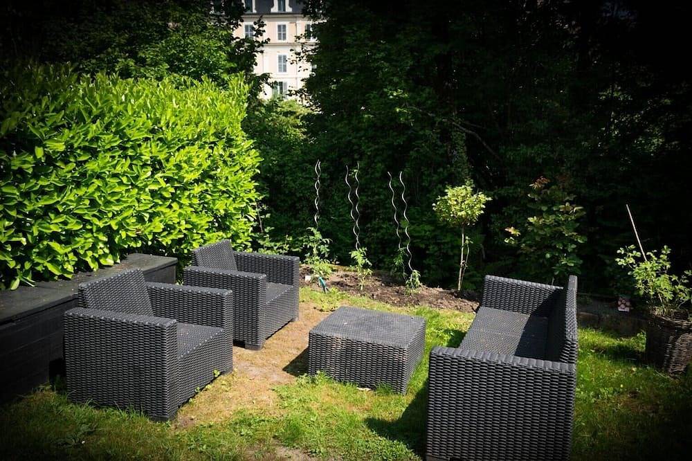 Entire apartment, Furnished T2 Apartment – Domaine Du Bouleau with Shared Garden, Wi-Fi & Air Conditioning in La Vôge-les-Bains, Épinal region