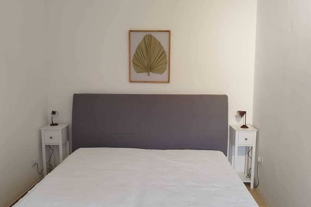 Detached cottage in the green near the beach in Specchiarica, Manduria