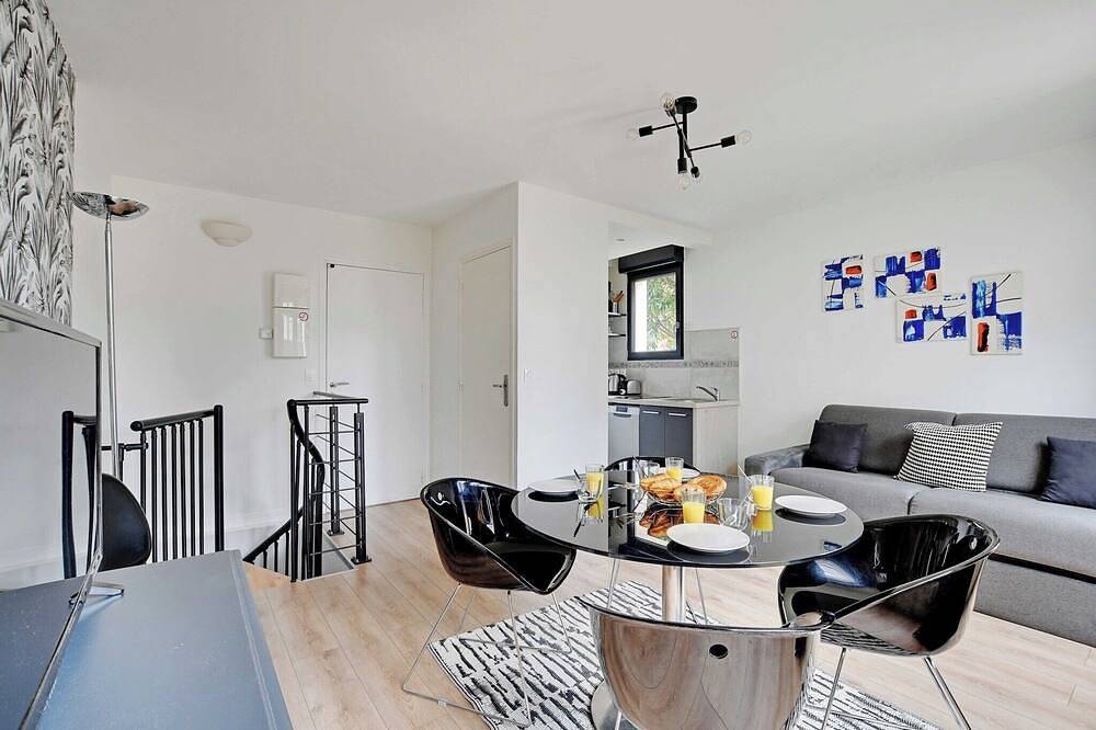 Apartamento entero, Impresionante dúplex con sauna 1Hab/4P en el corazón de la ciudad de Orly in Orly (Île de France), Valle del Marne