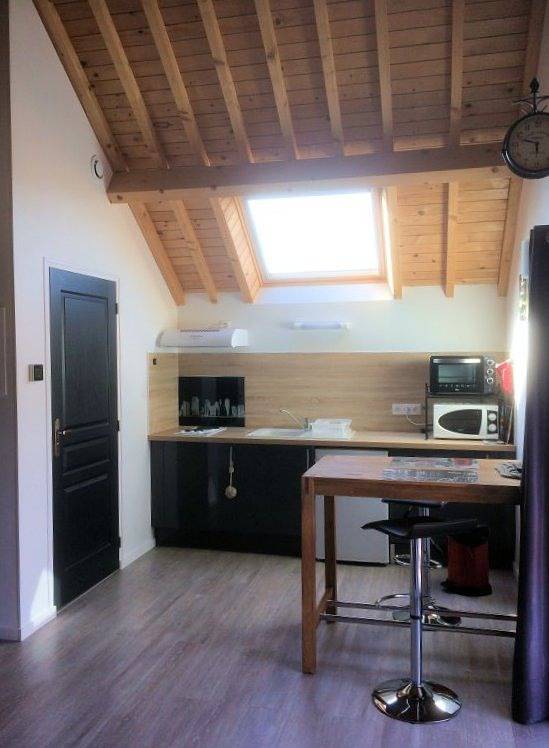 Gîte pour 2 personnes, avec jardin à Léré