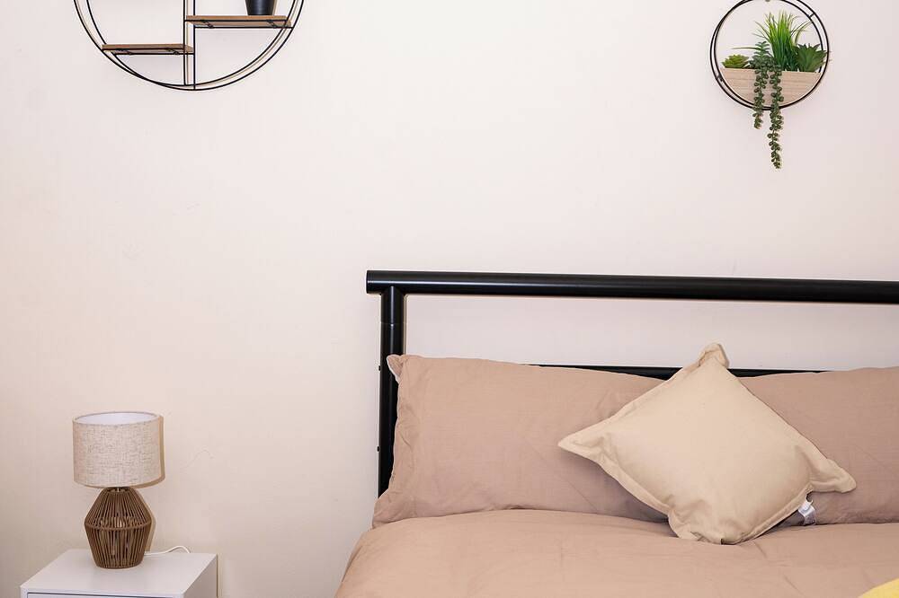 Apartamento entero, Steam Dream Swindon Town Centre sleeps up to 5 / free parking in Swindon, North Wessex Downs