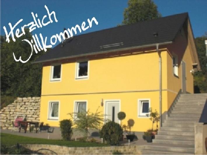 Ferienwohnung für 4 Personen, mit Terrasse und Ausblick sowie Garten, kinderfreundlich in Litzendorf