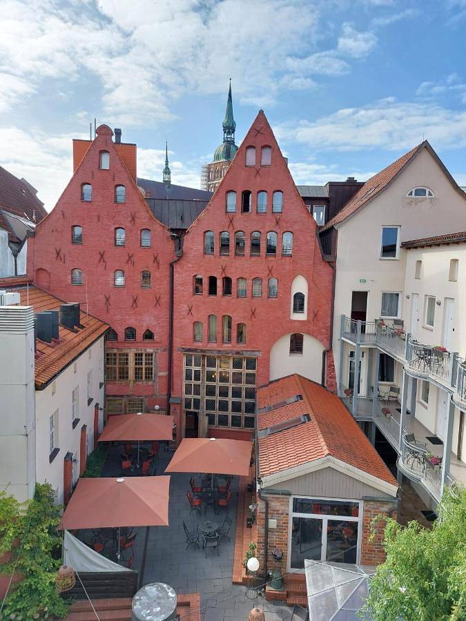 Hotel für 2 Personen, mit Terrasse und Sauna in Stralsund