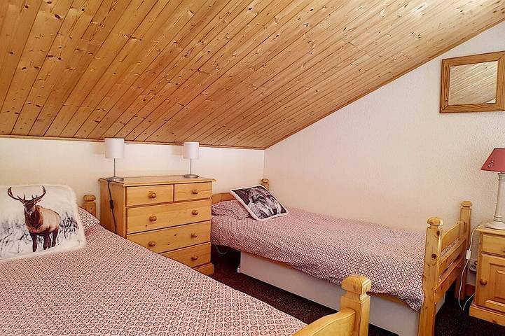 Apartamento entero, Enchaple D26 - 6 Pers - Saint Jean D'Aulps Resort - Smimming Pool Access - Near Morzine in Saint-Jean-d'Aulps, Les Portes du Soleil