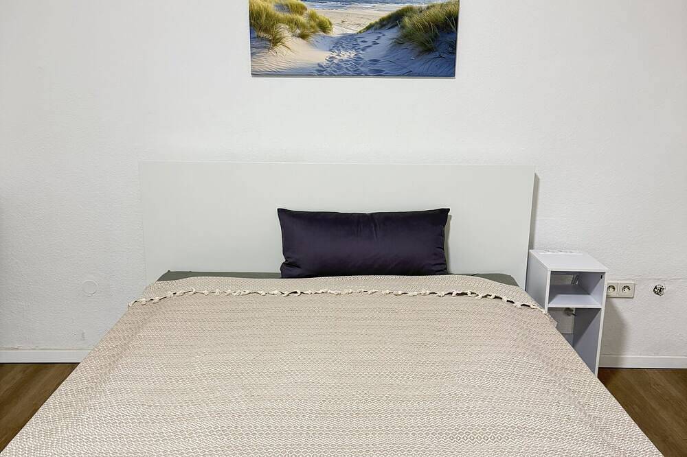 Ganze Wohnung, City-Apartment - zentral mit schöner Terrasse in Herne, Ruhrgebiet