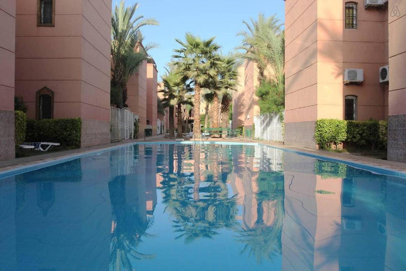 Appartamento intero, Affascinante Triplex ad Annakhil, Marrakech con Piscina Condivisa in Annakhil, Marrakech