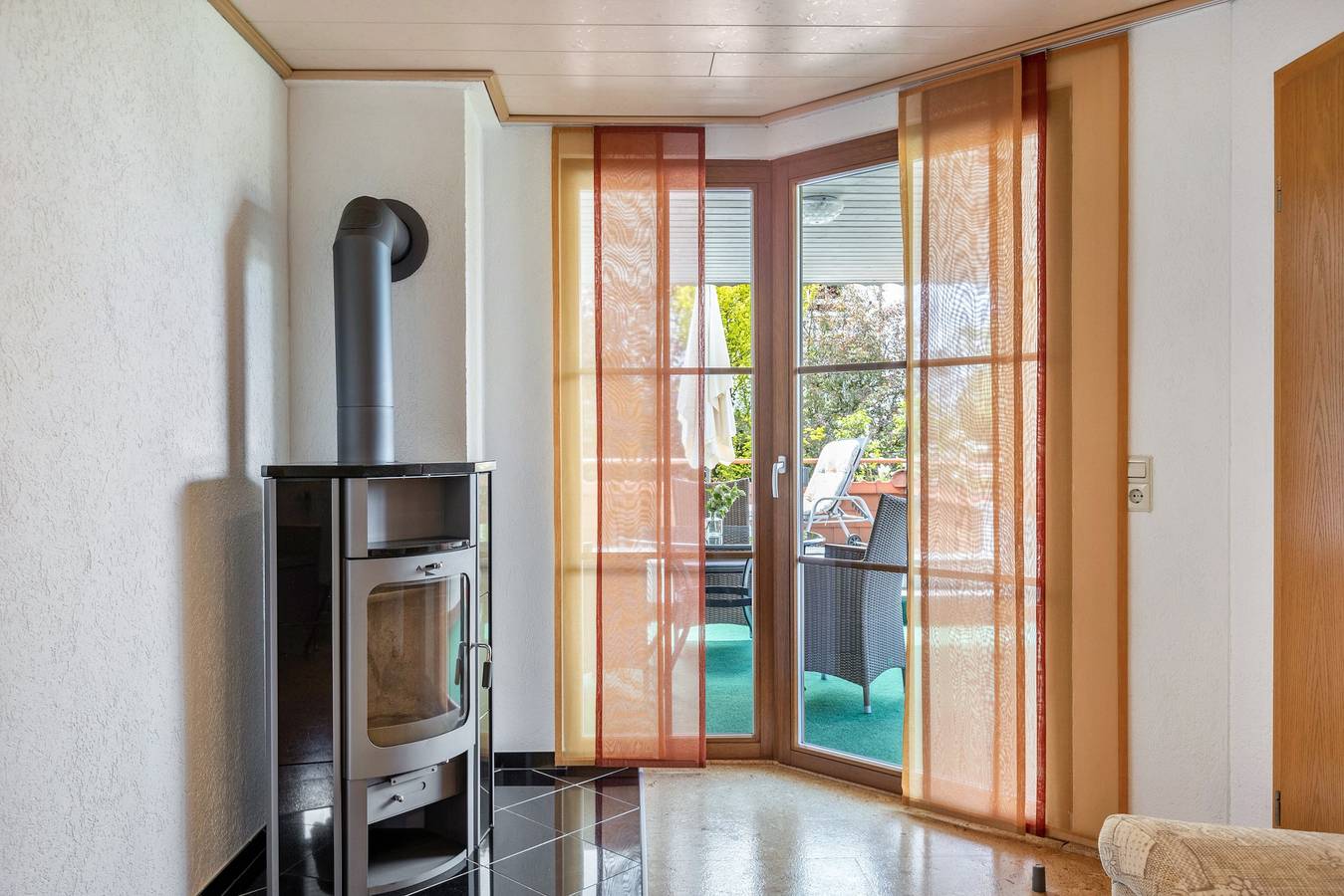 Ganze Wohnung, Ferienwohnung Sonnenbalkon mit 2 Balkonen, Liegewiese, 3Welten Card und Wlan in der Nähe vom Solemar in Bad Dürrheim, Mittlerer Schwarzwald