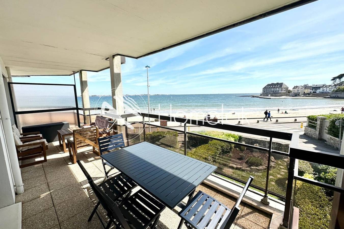 Appartement entier, T3 Standing Vue Mer 180° Face Plage in Larmor-Plage, Côte des Mégalithes