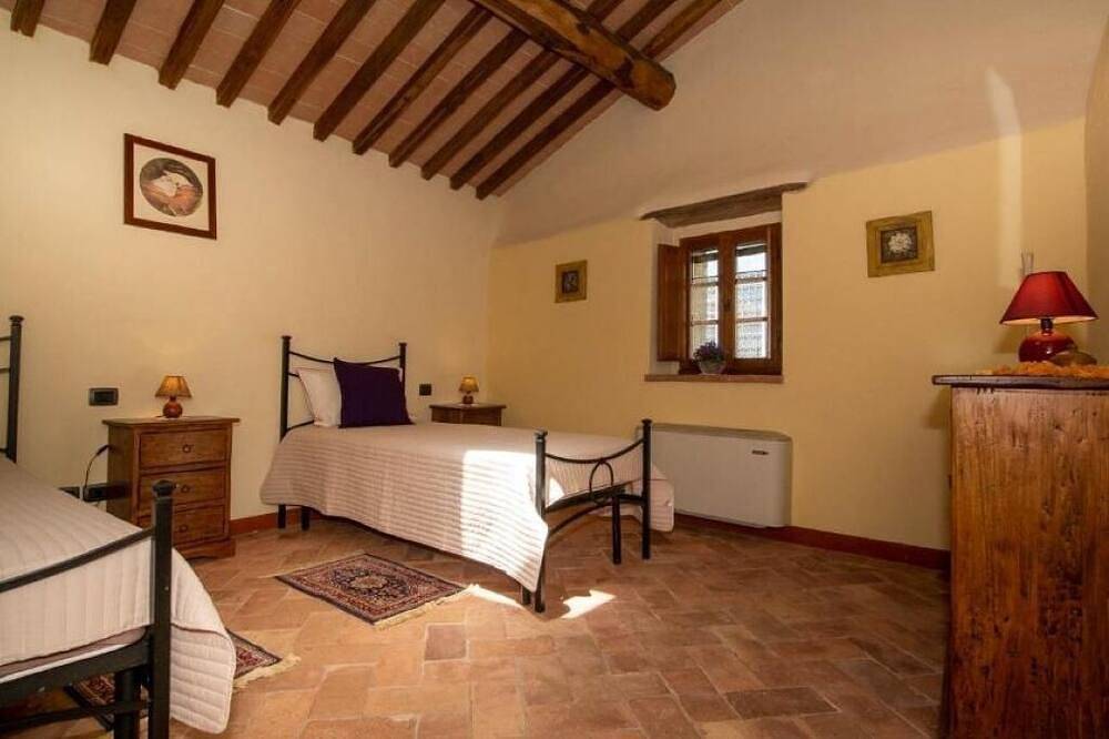 N.3 Camera Matrimoniale  con possibilità di terzo e quarto letto in Radicondoli, Siena e dintorni