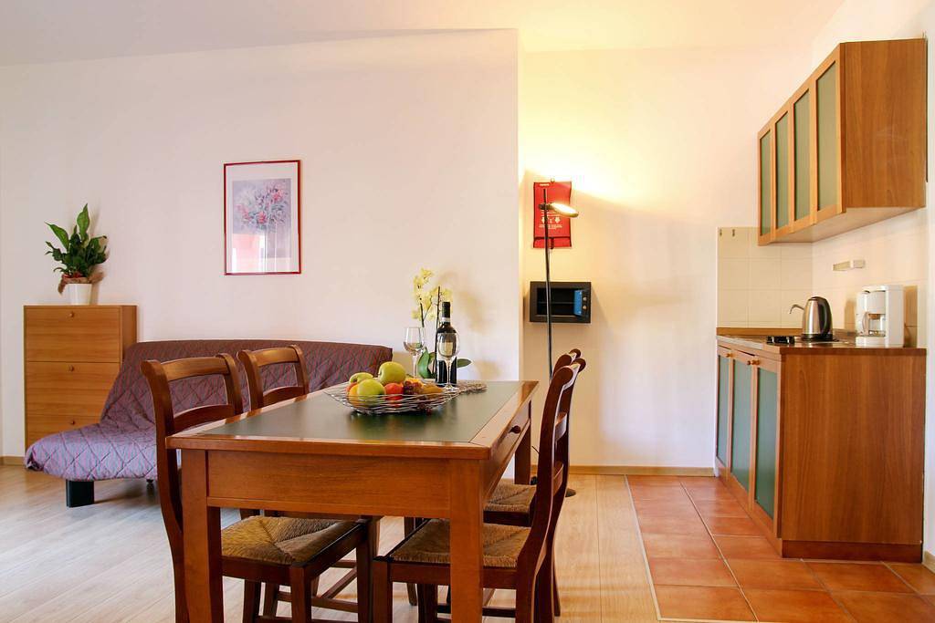 Apartamento entero, Residenz Doria Zweizimmer-Wohnung Bilo für 5 Personen in Garda, Montañas Garda