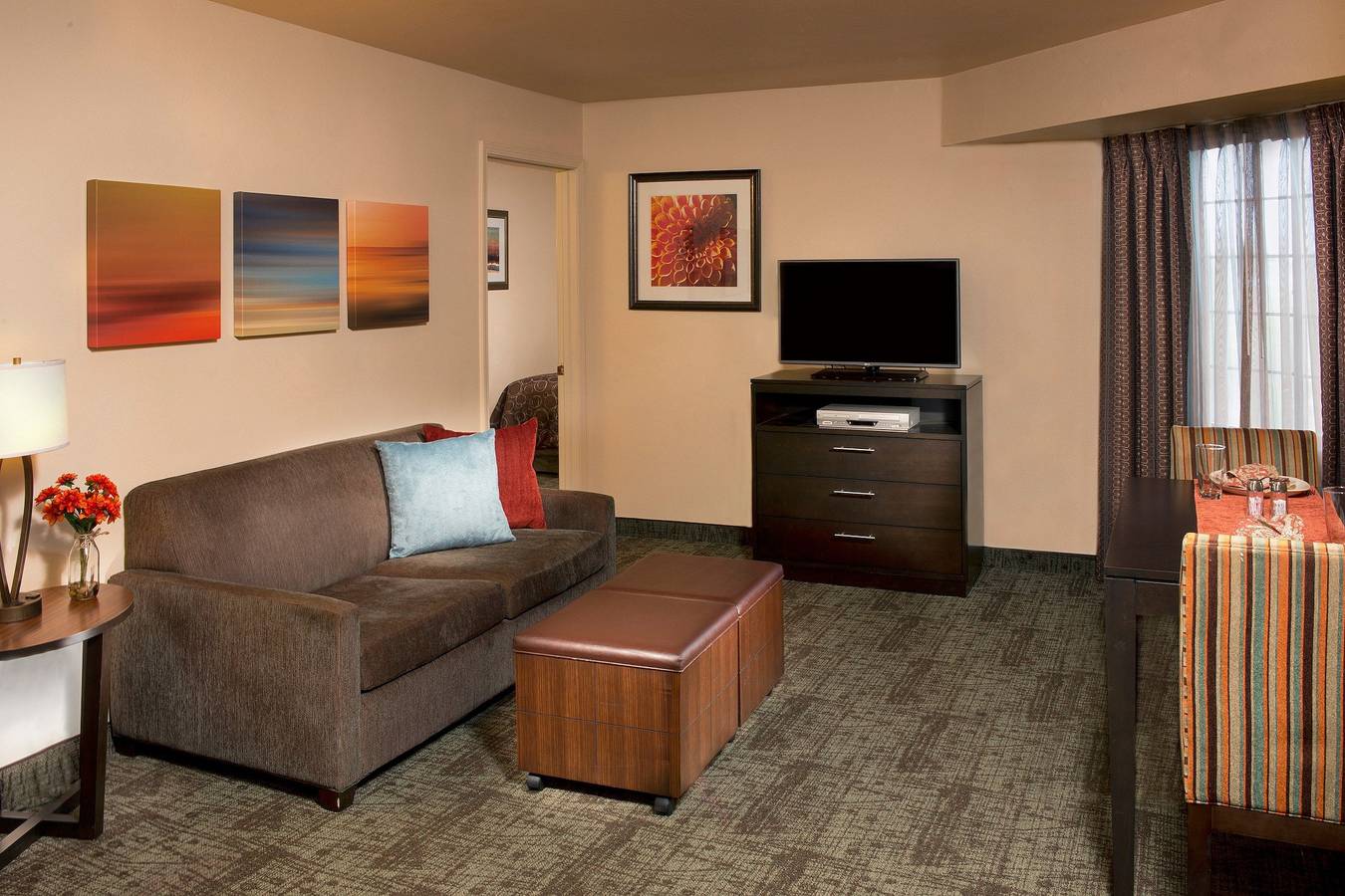 Entire apartment, Staybridge Suites Myrtle Beach-Fantasy Harbour Hotel in Fantasy Harbour, Grand Strand