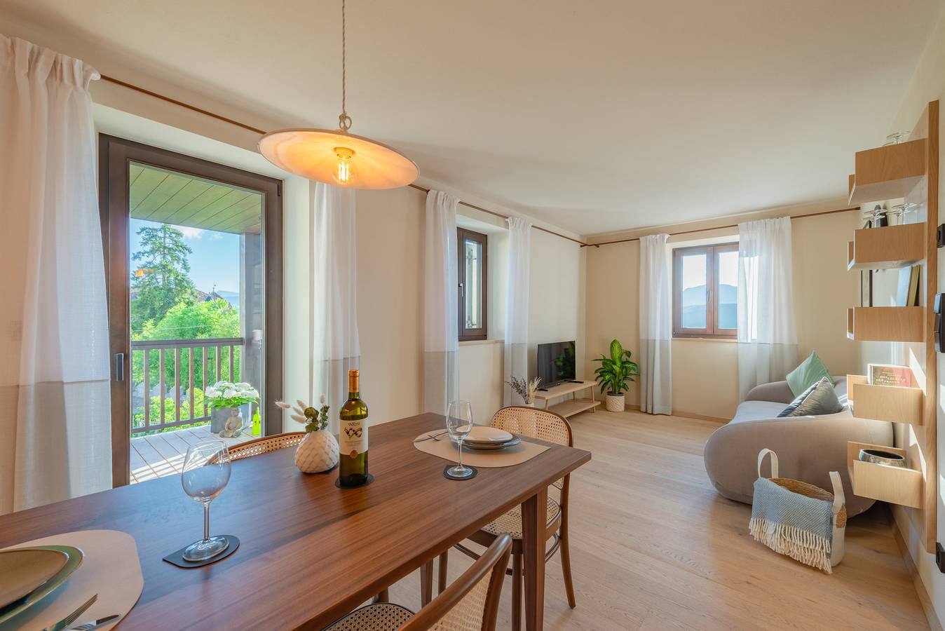 Entire apartment, 734B Mendelglück Apartments in Kalterer See, Kaltern an der Weinstraße