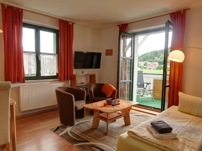 Ferienwohnung für 3 Personen, mit Balkon und Garten sowie Ausblick in Bastei