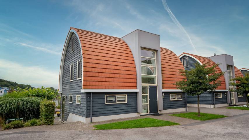 Ferienhaus für 10 Personen, mit Sauna und Pool sowie Terrasse und Balkon/Terrasse - 1