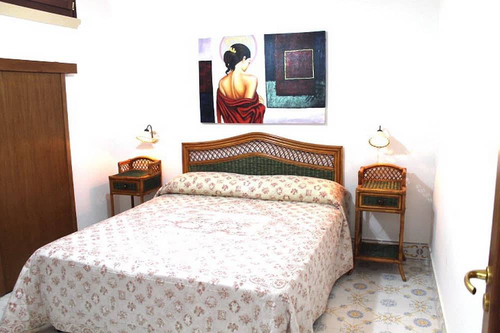 Luxury house with large terrace and sea view in Marina di San Gregorio, Patù