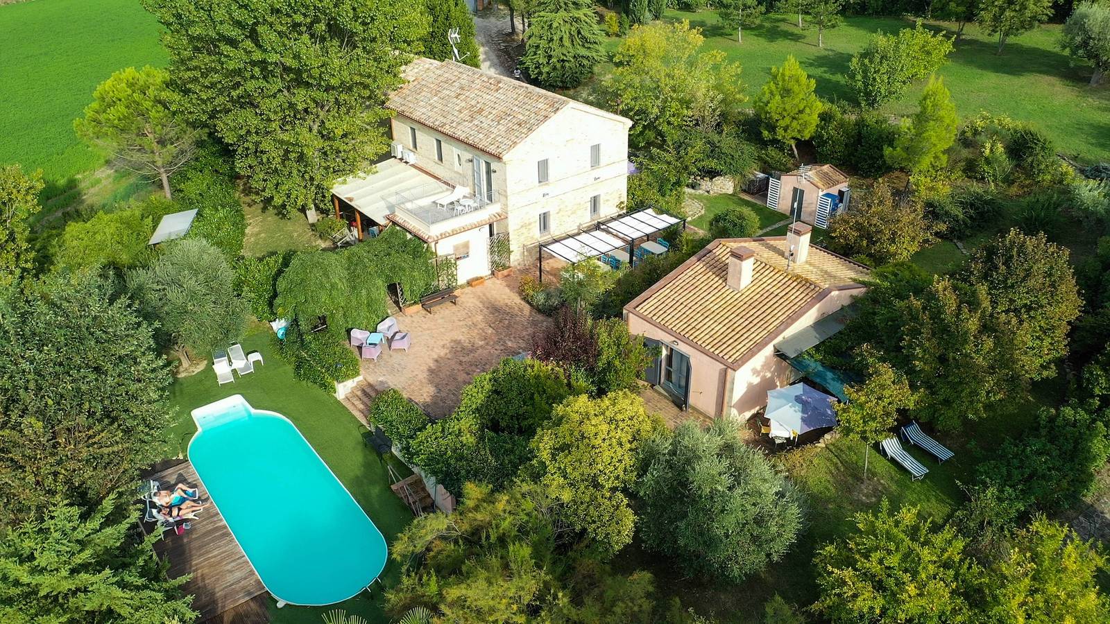 Villa "Casa della Musica" con piscina condivisa, giardino e Wi-Fi in Ostra, Provincia di Ancona