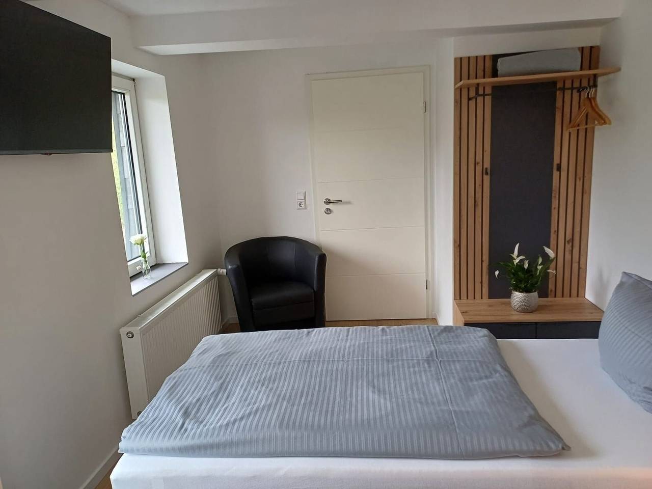 Ml Motel Einzelzimmer in Königslutter am Elm, Braunschweig und Umgebung