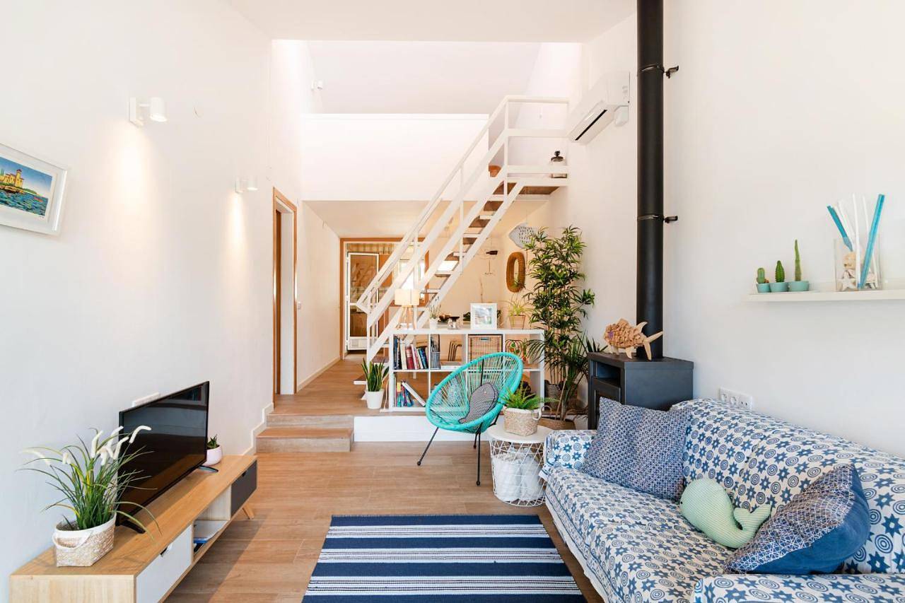 Casa Osona con jardin cerca de la Playa in La Móra, Tarragona