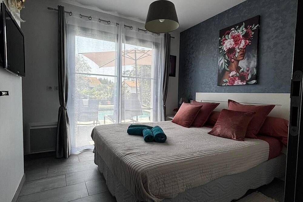 Villa \"l'Esperanza\" between ocean and lake in Linxe, Dax region