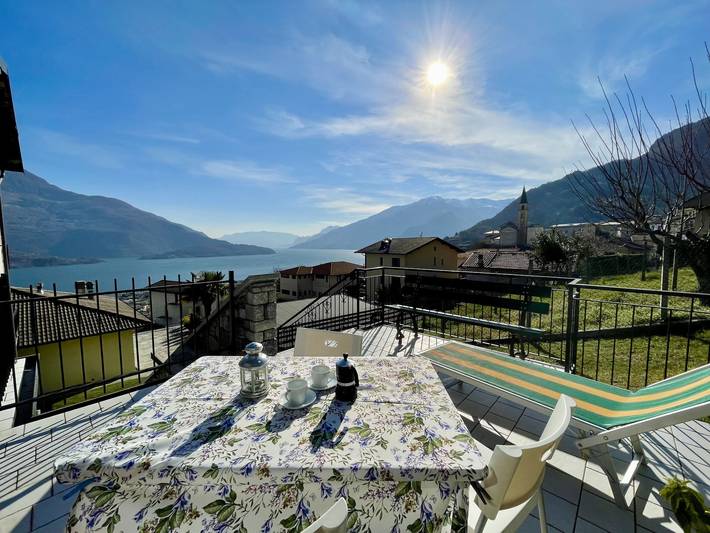 Location de vacances pour 2 personnes, avec Terrasse et Jardin à Vercana