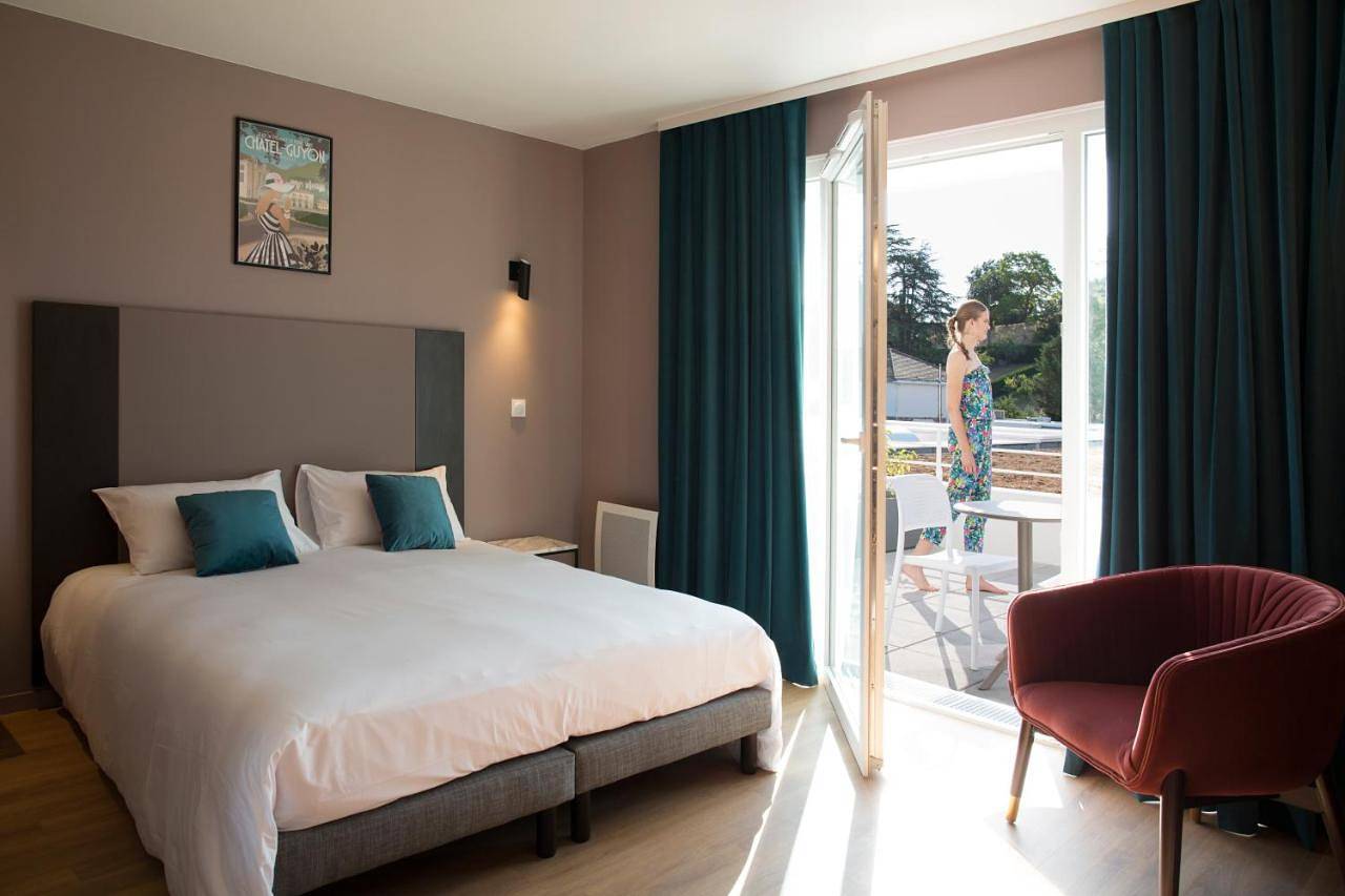 Résidence-Aïga Resort thermal & spa in Châtel-Guyon, Parc naturel régional des Volcans d'Auvergne