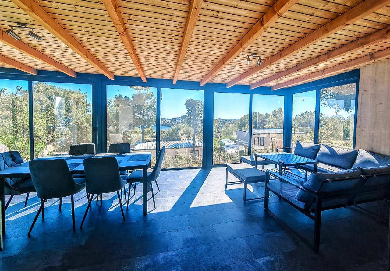 Sea view Bellora by Vellaris, Luxury Mobile Home in Cunski, Lošinj (Kvarner Bucht)