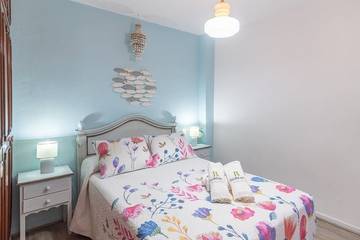 Villa for 6 People in Málaga (Este), Malaga, Photo 2