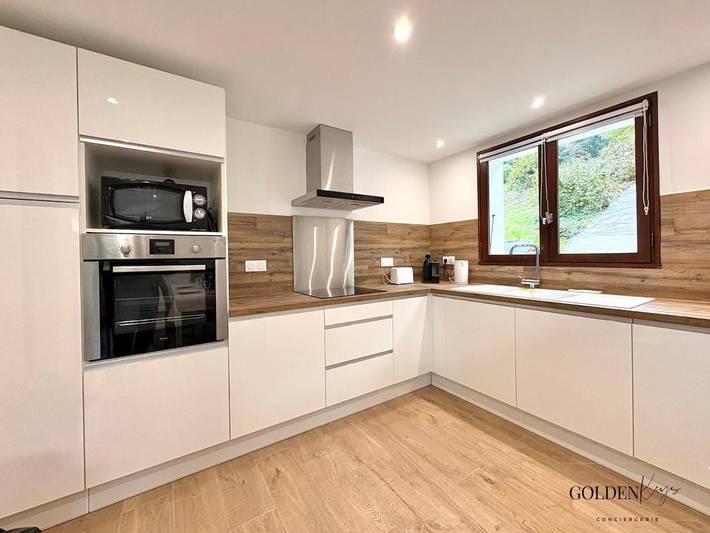 Gîte pour 8 personnes, avec terrasse à Marnaz - 2