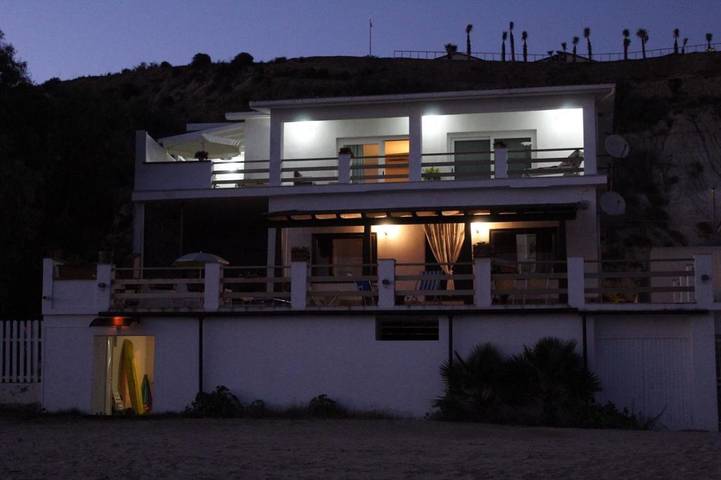 Location de vacances pour 6 personnes, avec vue et balcon, adapté aux familles à Porto Empedocle - 2