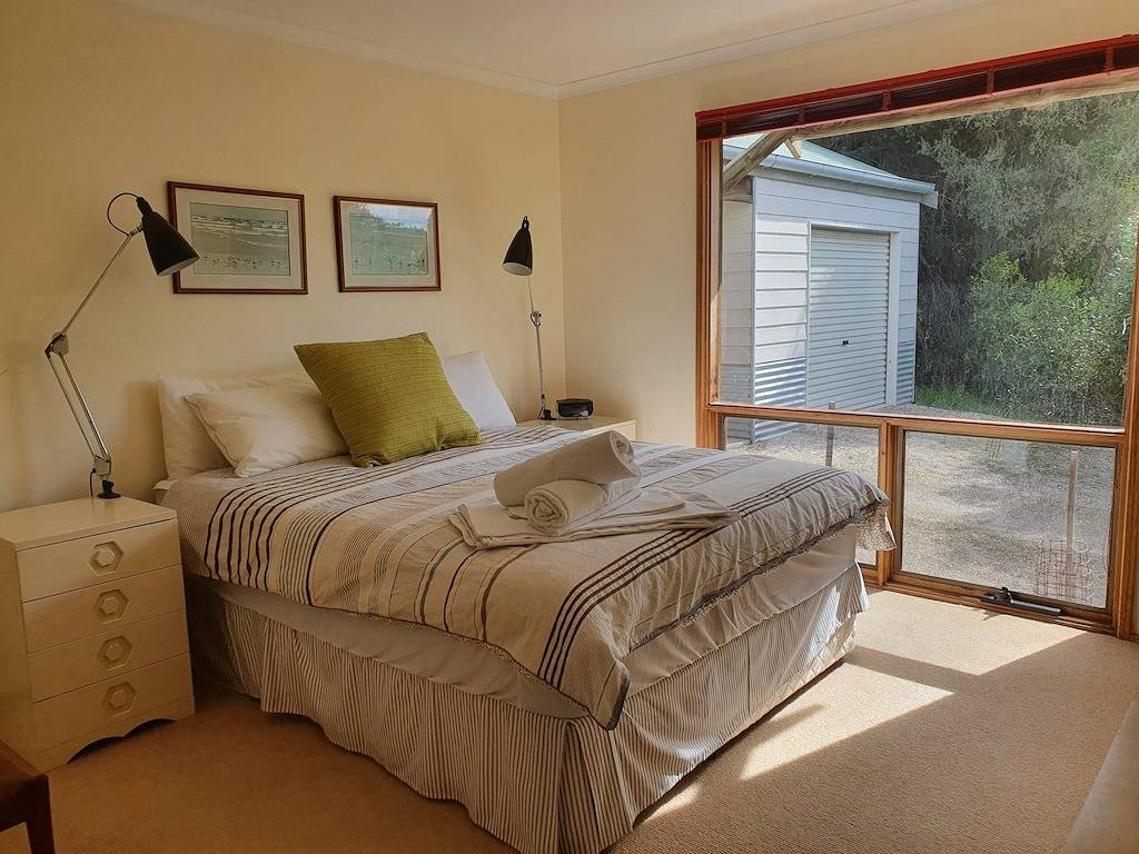 Treehouse - Only 100 metres from famous Long Beach in Robe, South Australia