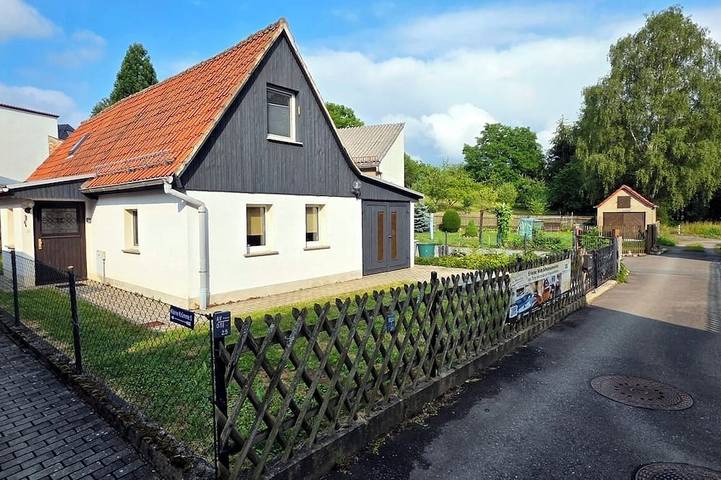 Ferienhaus für 6 Personen, mit Terrasse und Garten - 1