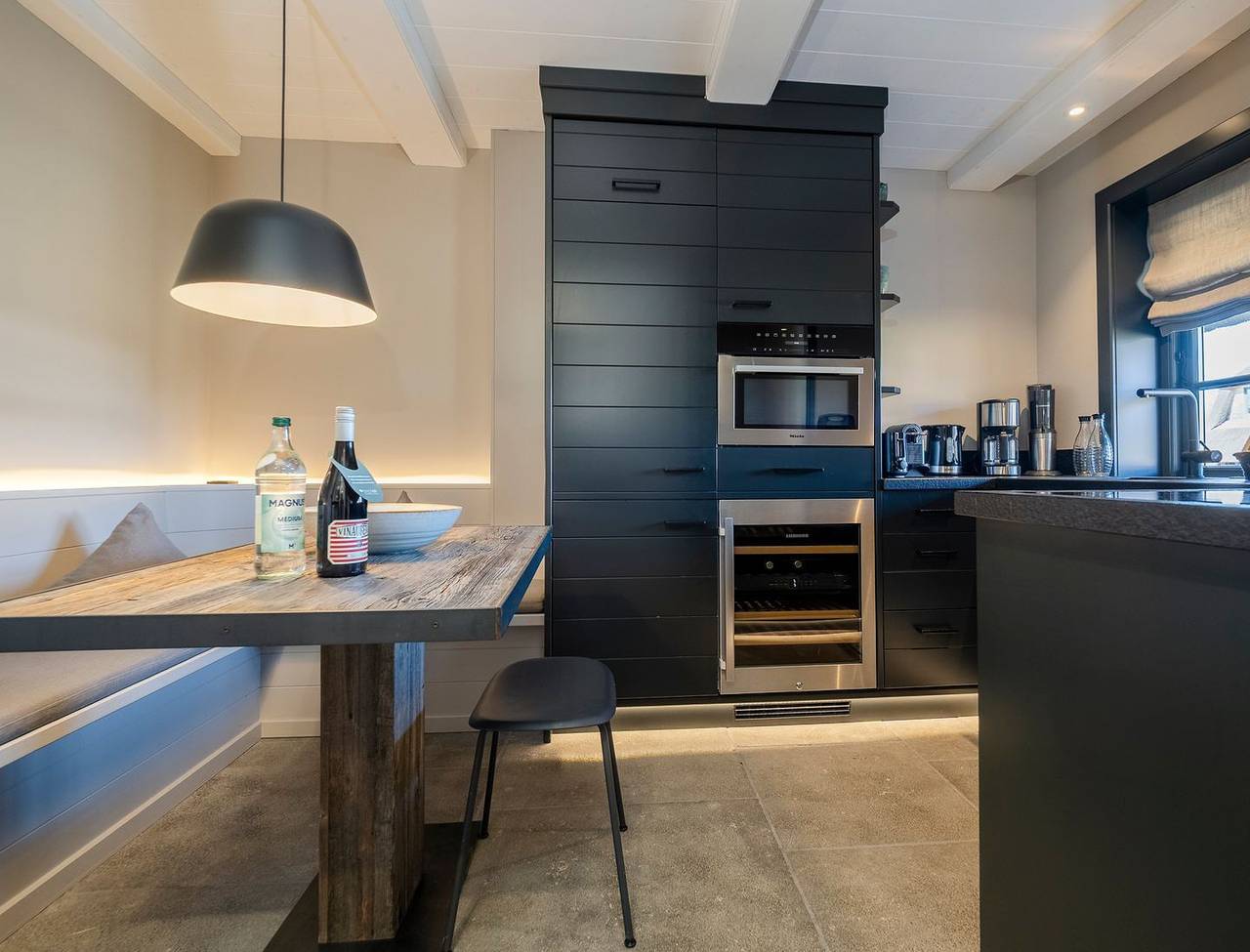 Exkl. Luxus-Hausteil unter Reet mit 4 Zimmern auf ca. 150 m², für bis zu 4 Pers. in Wenningstedt, Sylt