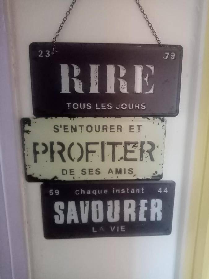 Gîte pour 2 personnes, avec vue ainsi que jardin et piscine à Le Muy - 2