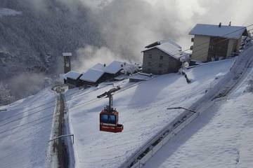 Chambre D’hôte pour 12 Personnes dans Embd, Valais, Photo 4