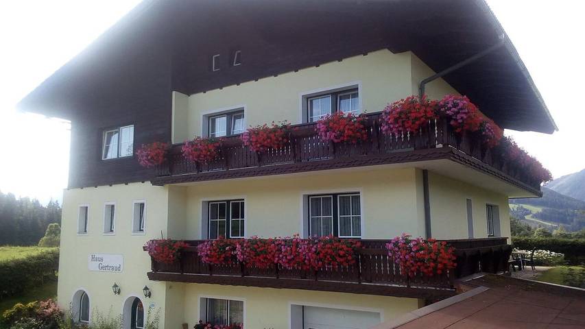 Pension für 5 Personen, mit Terrasse und Garten in Ramsau am Dachstein