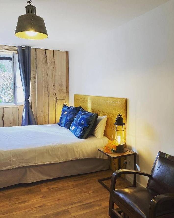 Location de vacances pour 15 personnes, avec vue et piscine ainsi que sauna et jardin, animaux acceptés dans Ordonnaz - 3